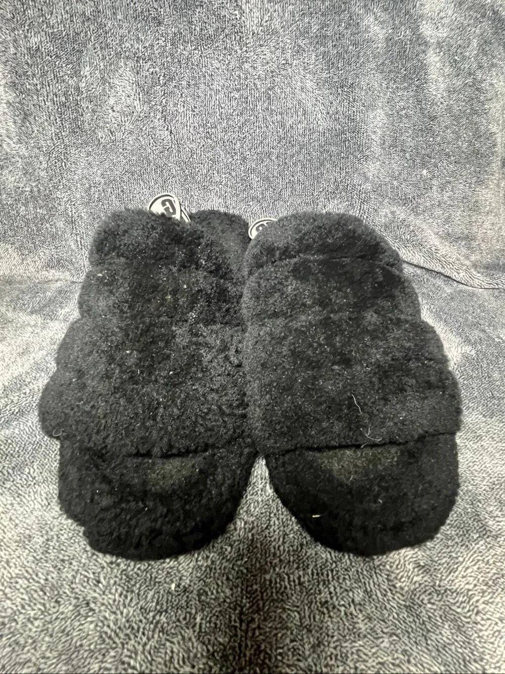 UGG Super Fluff Slipper Black Sheepskin Platform Sandals Women's Size 10 1095119